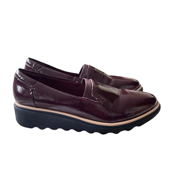 Clarks 8 Sharon Dolly Loafer Patent Leather Slip On Platform Shoes Burgundy Red - Picture 1 of 6